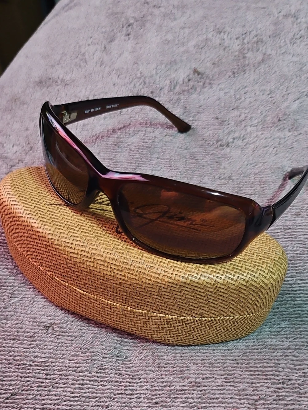 Maui Jim Mens #6 Pat Designer  Brand New! With Case
